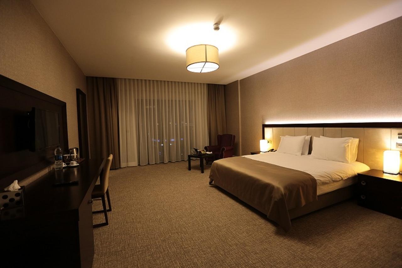 Heybeli Hotel Mudanya Eksteriør billede